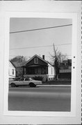 729 W GREENFIELD AVE, a Front Gabled house, built in Milwaukee, Wisconsin in .