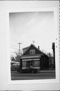 1123 W GREENFIELD AVE, a Front Gabled house, built in Milwaukee, Wisconsin in .