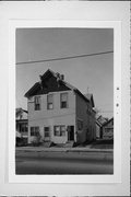 1228-30 W GREENFIELD AVE, a Queen Anne apartment/condominium, built in Milwaukee, Wisconsin in .