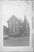 1231 W GREENFIELD AVE, a Queen Anne house, built in Milwaukee, Wisconsin in .
