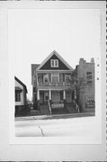 1329-31 W GREENFIELD AVE, a Front Gabled duplex, built in Milwaukee, Wisconsin in .