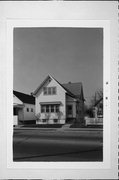 1508 W GREENFIELD AVE, a Cross Gabled house, built in Milwaukee, Wisconsin in .