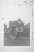 1525 W GREENFIELD AVE, a Cross Gabled house, built in Milwaukee, Wisconsin in 1899.