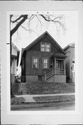 1015 E HAMILTON, a Front Gabled house, built in Milwaukee, Wisconsin in .