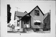 2753 S HERMAN ST, a Queen Anne house, built in Milwaukee, Wisconsin in 1910.