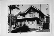 2832 S HERMAN ST, a Craftsman house, built in Milwaukee, Wisconsin in 1910.