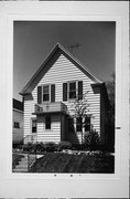 2933 S HERMAN ST, a Front Gabled house, built in Milwaukee, Wisconsin in 1905.