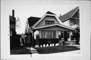 520 E HOMER ST, a Bungalow house, built in Milwaukee, Wisconsin in 1919.