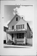 2419 S LENOX ST, a Front Gabled house, built in Milwaukee, Wisconsin in 1896.