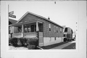 2501 S LENOX ST, a Front Gabled house, built in Milwaukee, Wisconsin in .