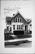 2949-51 S LENOX ST, a Front Gabled duplex, built in Milwaukee, Wisconsin in 1919.