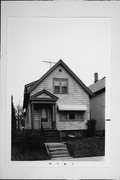 2242 S MOUND ST, a Front Gabled house, built in Milwaukee, Wisconsin in .