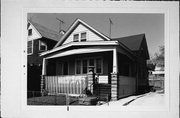 612 E LINCOLN AVE, a Front Gabled house, built in Milwaukee, Wisconsin in .