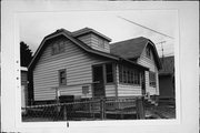929 E LINCOLN AVE, a Bungalow house, built in Milwaukee, Wisconsin in 1934.