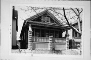2515 S LOGAN AVE, a Front Gabled house, built in Milwaukee, Wisconsin in 1925.