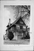 2721 S LOGAN AVE, a Front Gabled house, built in Milwaukee, Wisconsin in 1898.