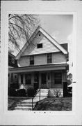 2847 S LOGAN AVE, a Front Gabled house, built in Milwaukee, Wisconsin in 1911.