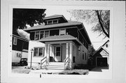 2857-59 S MABBETT AVE, a Arts and Crafts duplex, built in Milwaukee, Wisconsin in 1922.