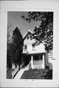 2942 S MABBETT AVE, a Front Gabled house, built in Milwaukee, Wisconsin in 1913.