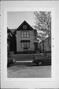 523 W MADISON ST, a Cross Gabled house, built in Milwaukee, Wisconsin in .
