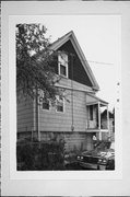 1225A W MADISON ST, a Front Gabled house, built in Milwaukee, Wisconsin in .