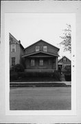 1237 W MADISON ST, a Italianate house, built in Milwaukee, Wisconsin in .