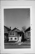 1326 W MADISON ST, a Front Gabled house, built in Milwaukee, Wisconsin in .