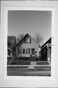 1330 W MADISON ST, a Front Gabled house, built in Milwaukee, Wisconsin in .