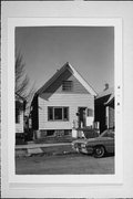 1418 W MADISON ST, a Front Gabled house, built in Milwaukee, Wisconsin in .