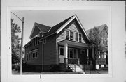 1300 E MANITOBA ST, a Front Gabled house, built in Milwaukee, Wisconsin in .