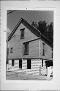 1127A W MINERAL ST, a Front Gabled house, built in Milwaukee, Wisconsin in .