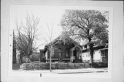 1239 W MINERAL ST, a Front Gabled house, built in Milwaukee, Wisconsin in .