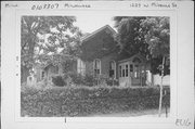 1239 W MINERAL ST, a Front Gabled house, built in Milwaukee, Wisconsin in .