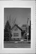 1412 W MINERAL ST, a Gabled Ell house, built in Milwaukee, Wisconsin in .
