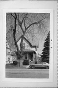 1416 W MINERAL ST, a Queen Anne house, built in Milwaukee, Wisconsin in .