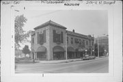 2101-2111 N PROSPECT AVE, a Spanish/Mediterranean Styles retail building, built in Milwaukee, Wisconsin in 1927.