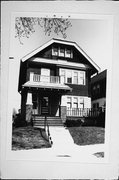 2722-24 S QUINCY AVE, a Arts and Crafts duplex, built in Milwaukee, Wisconsin in 1925.