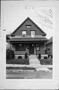 1828 E RUSK, a Front Gabled house, built in Milwaukee, Wisconsin in 1907.