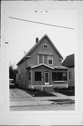 2012 E RUSK AVE, a Front Gabled house, built in Milwaukee, Wisconsin in 1909.