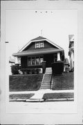 627 E RUSSELL AVE, a Bungalow house, built in Milwaukee, Wisconsin in 1925.