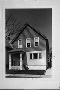 712-712A E RUSSELL AVE, a Front Gabled house, built in Milwaukee, Wisconsin in .