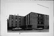931 E RUSSELL AVE, a Contemporary apartment/condominium, built in Milwaukee, Wisconsin in 1969.