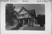 1106-08 E RUSSELL AVE, a Front Gabled duplex, built in Milwaukee, Wisconsin in 1909.