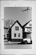 920 W SCOTT ST, a Cross Gabled house, built in Milwaukee, Wisconsin in .