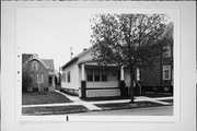 1011 W SCOTT ST, a Bungalow house, built in Milwaukee, Wisconsin in .