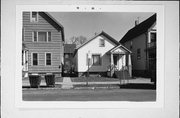 1526 W SCOTT ST, a Front Gabled house, built in Milwaukee, Wisconsin in .