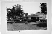 2596 S SHORE DR, a Ranch house, built in Milwaukee, Wisconsin in 1964.
