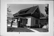 2651 S SHORE DR, a Arts and Crafts house, built in Milwaukee, Wisconsin in 1917.