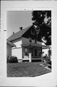 2961 S SHORE DR, a Front Gabled house, built in Milwaukee, Wisconsin in 1908.