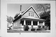 3006-06A S SUPERIOR ST, a Front Gabled house, built in Milwaukee, Wisconsin in 1921.